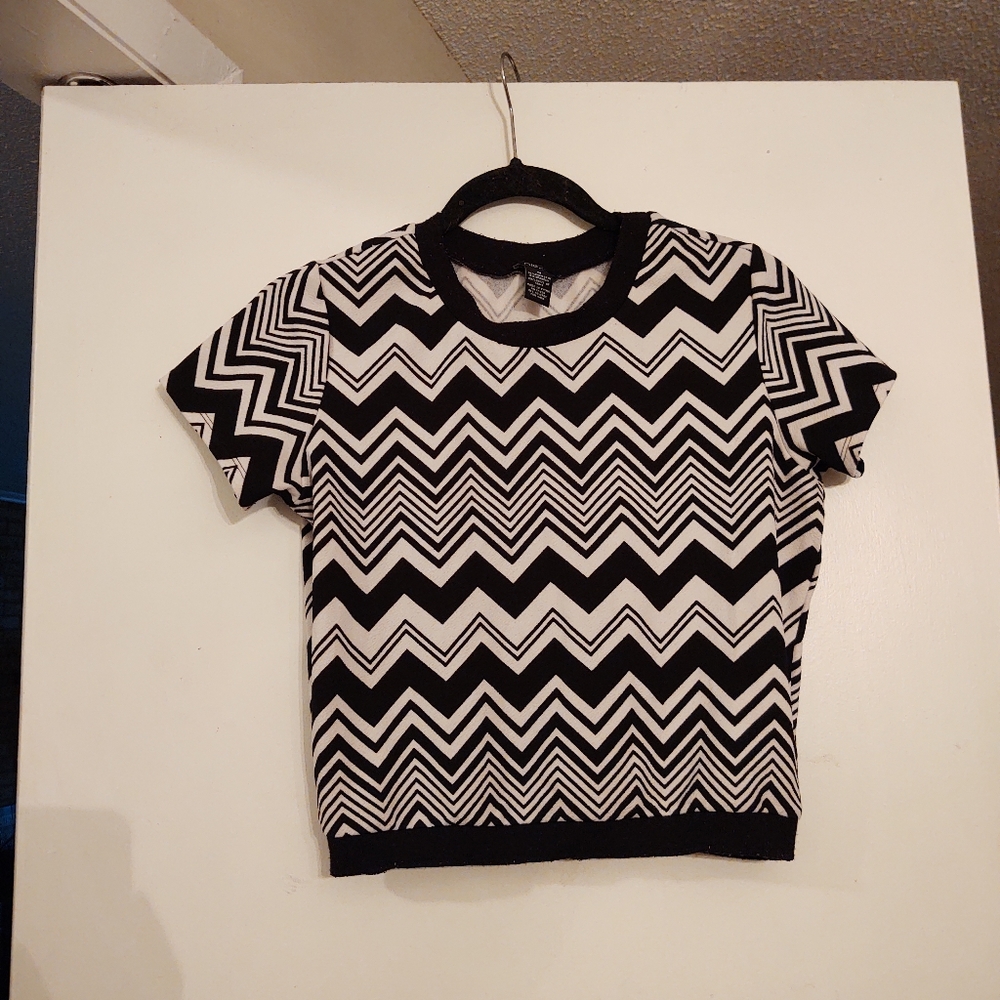 Girls cropped shirt